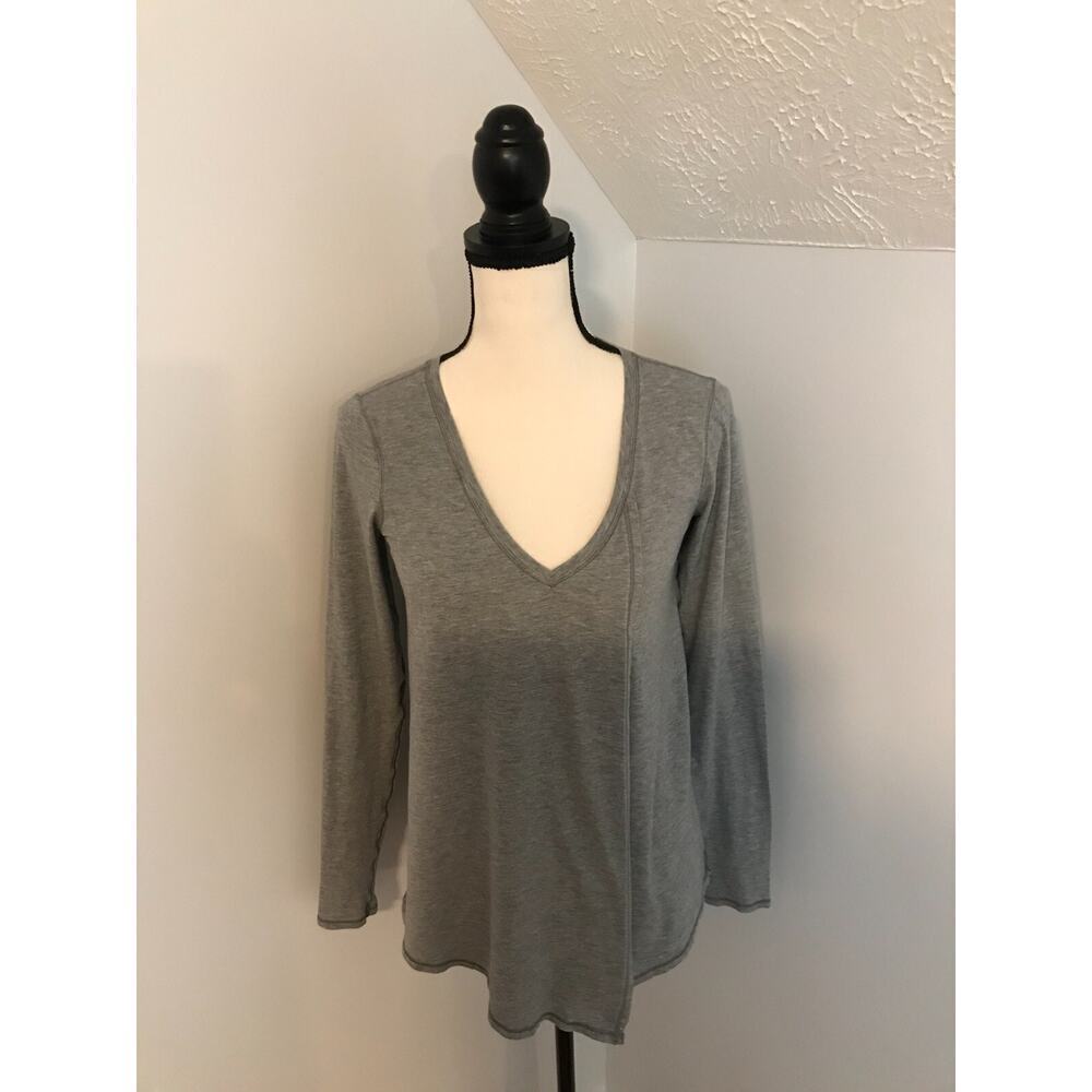Lululemon Knot a Problem Long Sleeve Gray Draped Tee - Picture 2 of 9